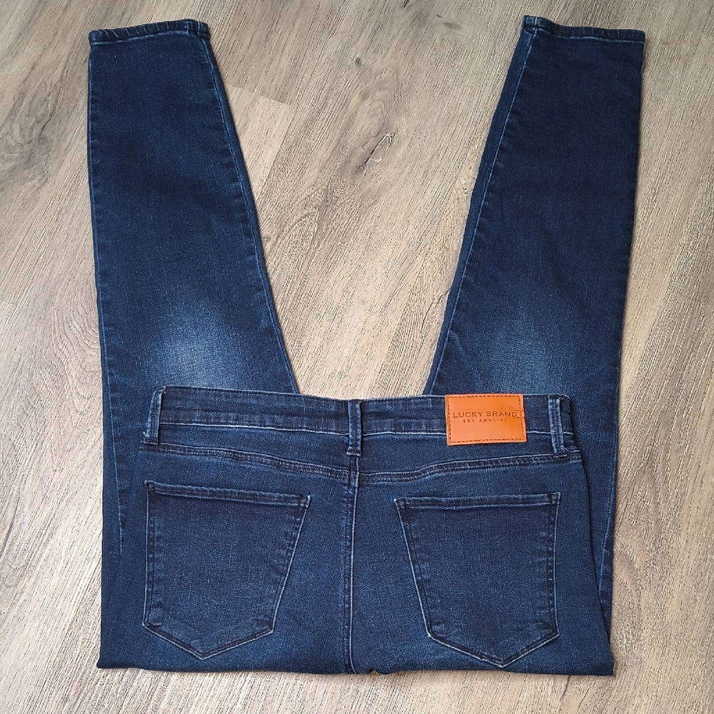 sac313🍀Ava High Rise Jegging w/27" Inseam Lucky Brand Denim Jeans Size 10 - Picture 3 of 9